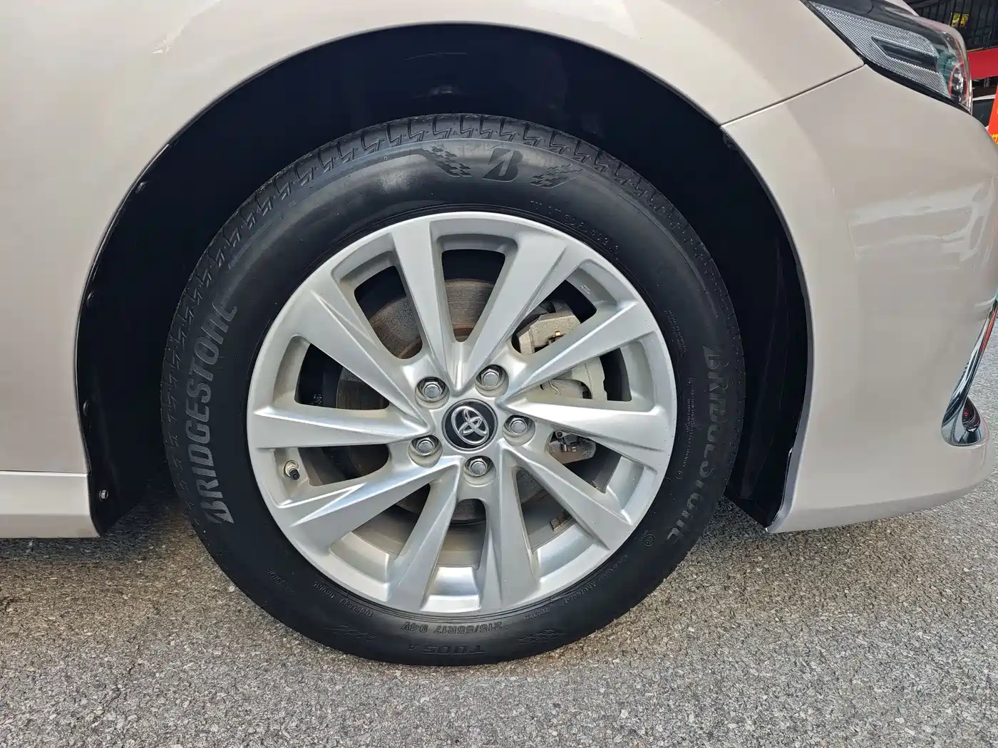 Toyota Camry 2021 2.0G Luxury Edition фото 23
