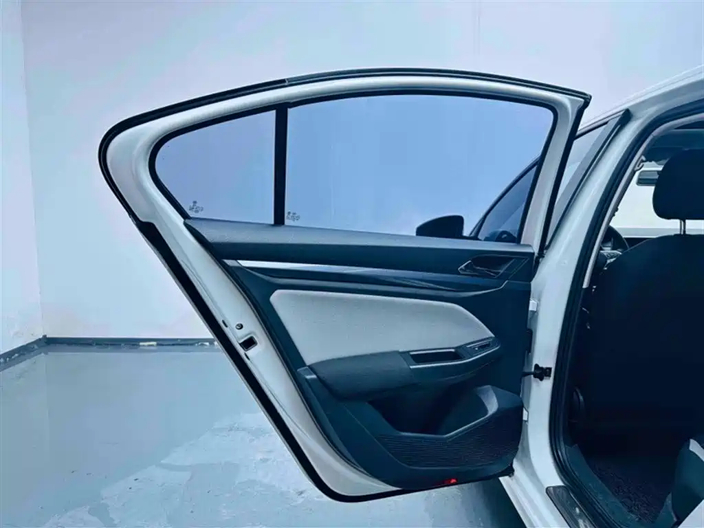 Volkswagen Bora 2023 1.5L Auto Free Ride Limited Edition фото 20