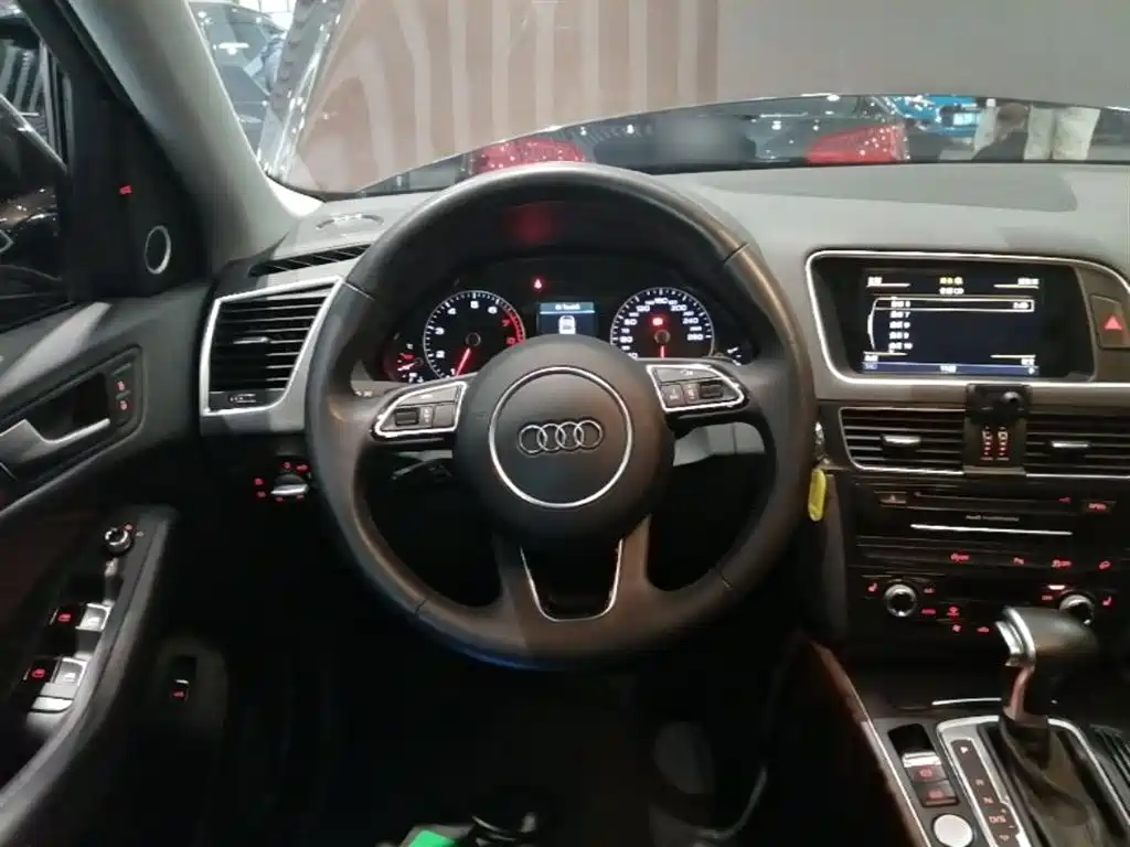 Audi Q5 2017 40 TFSI Comfort фото 11