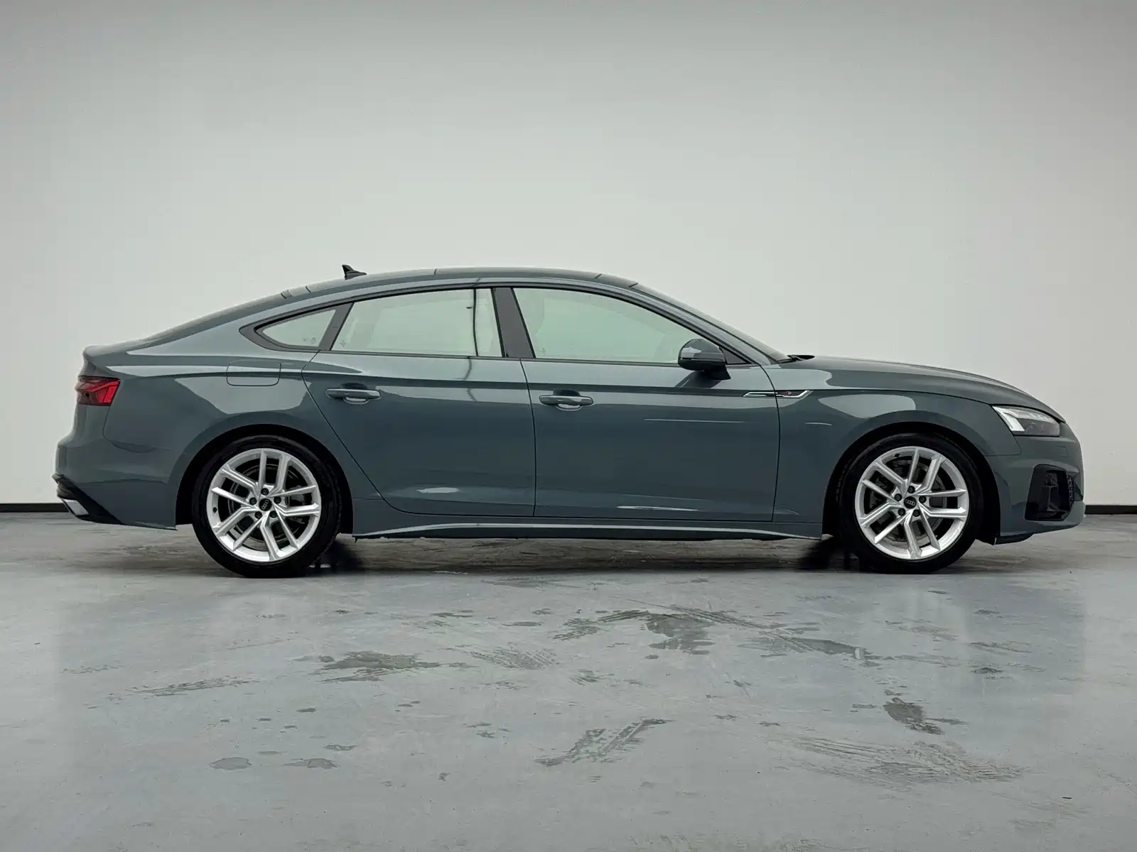 Фото 7 - Audi A5 (Import)