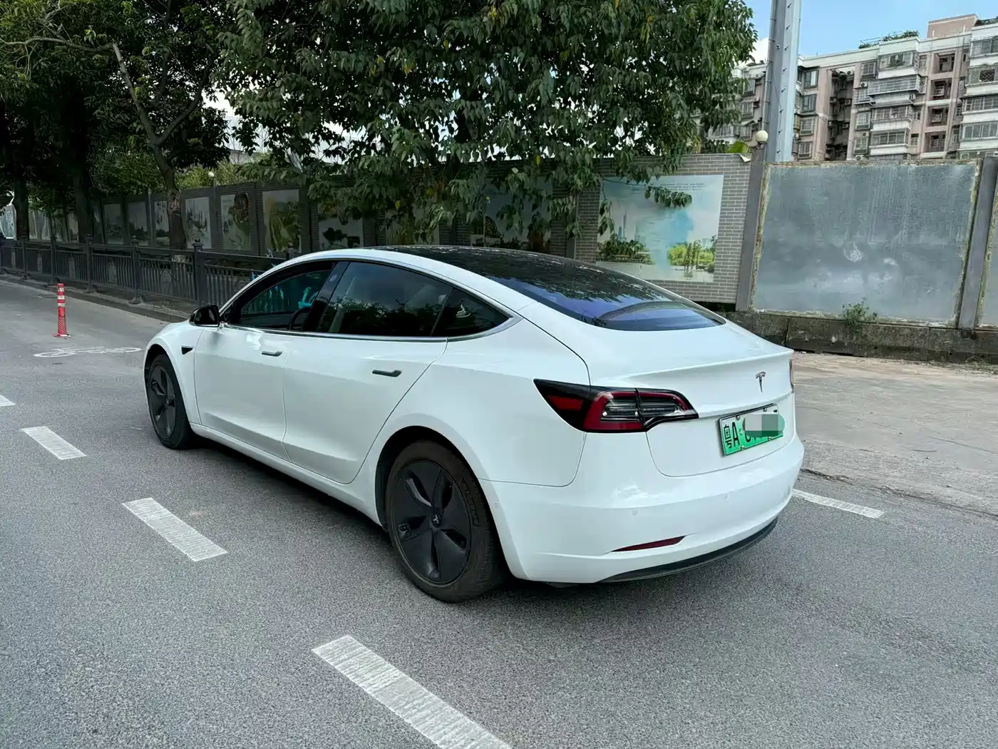 Tesla Model 3 (Import) 2019 2019 Standard Range RWD Upgraded Edition