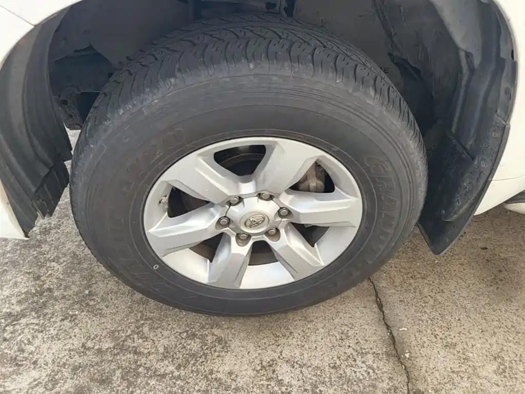 Toyota Prado 2016 3.5L Auto TX-L фото 23