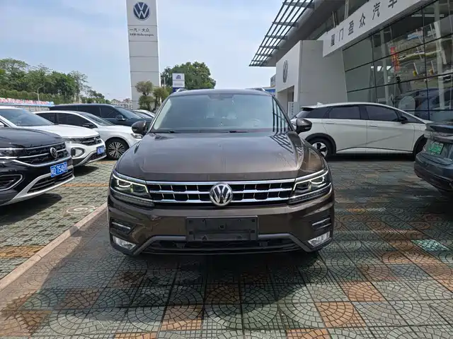 Volkswagen Tiguan L 2017 380TSI Automatic 4WD Flagship Edition — фото 2