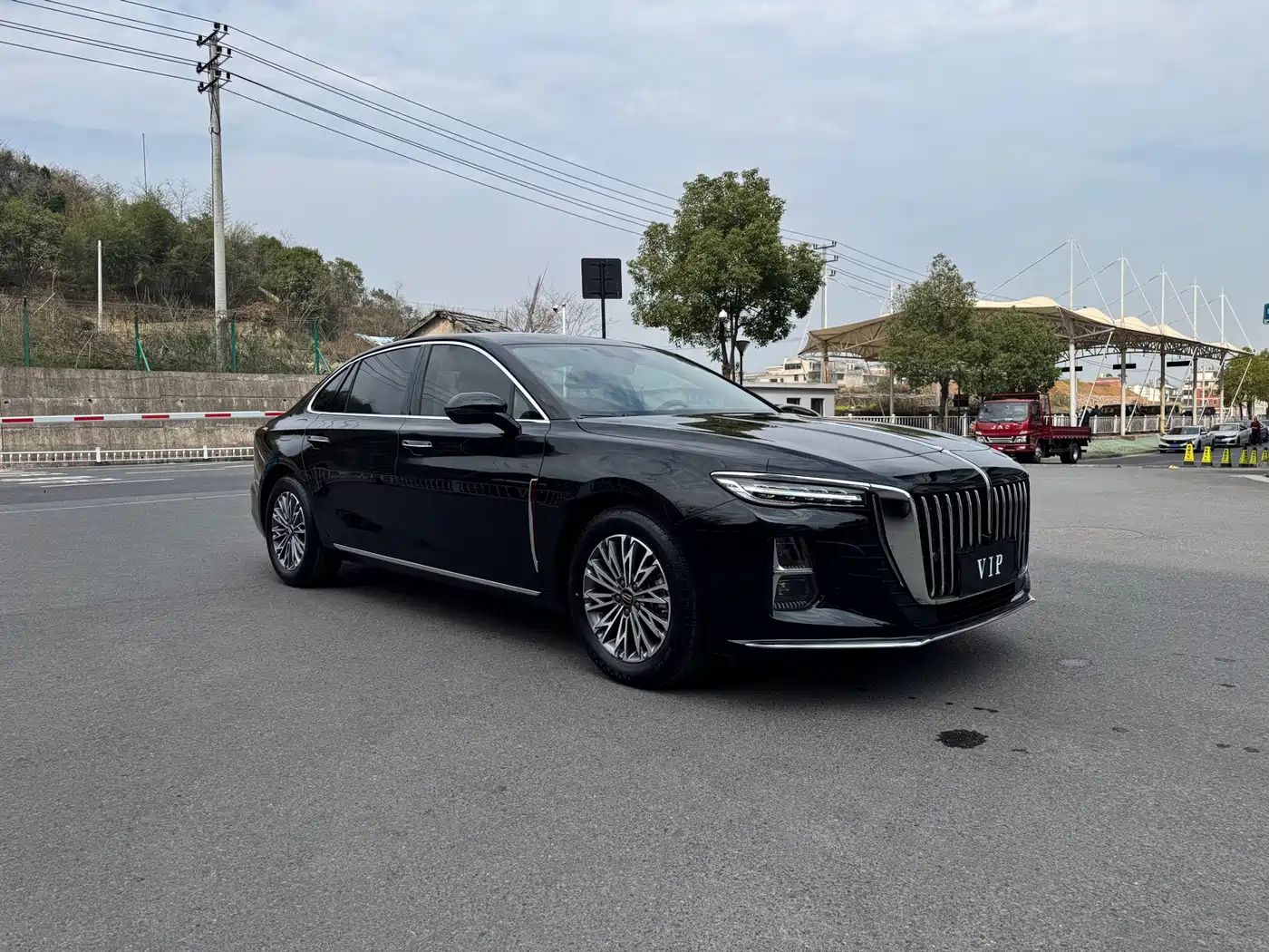 Hongqi H5 2024 1.5T DCT Smart Connect Flag Rhythm Edition фото 2