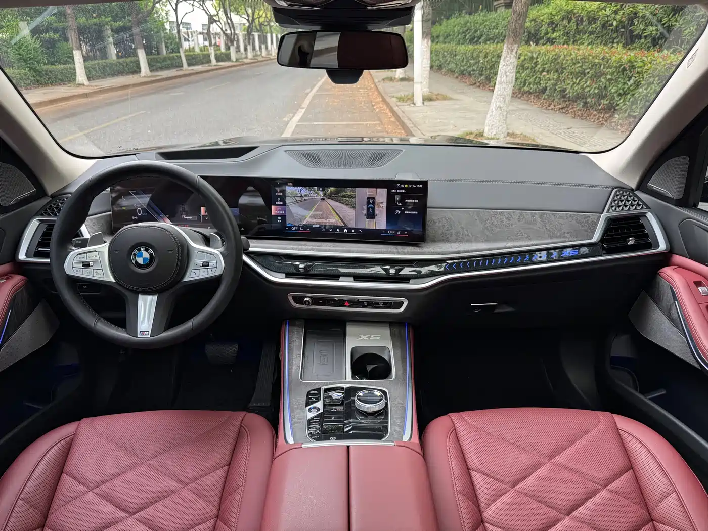 BMW X5 2023 xDrive 30Li Premium M Sport Package фото 16