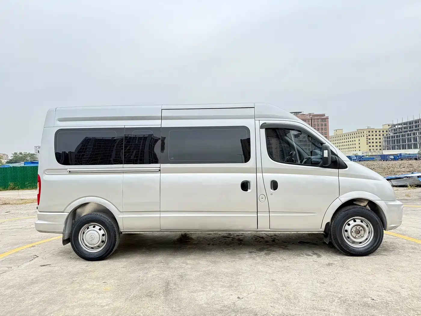 SAIC MAXUS XINTU V80