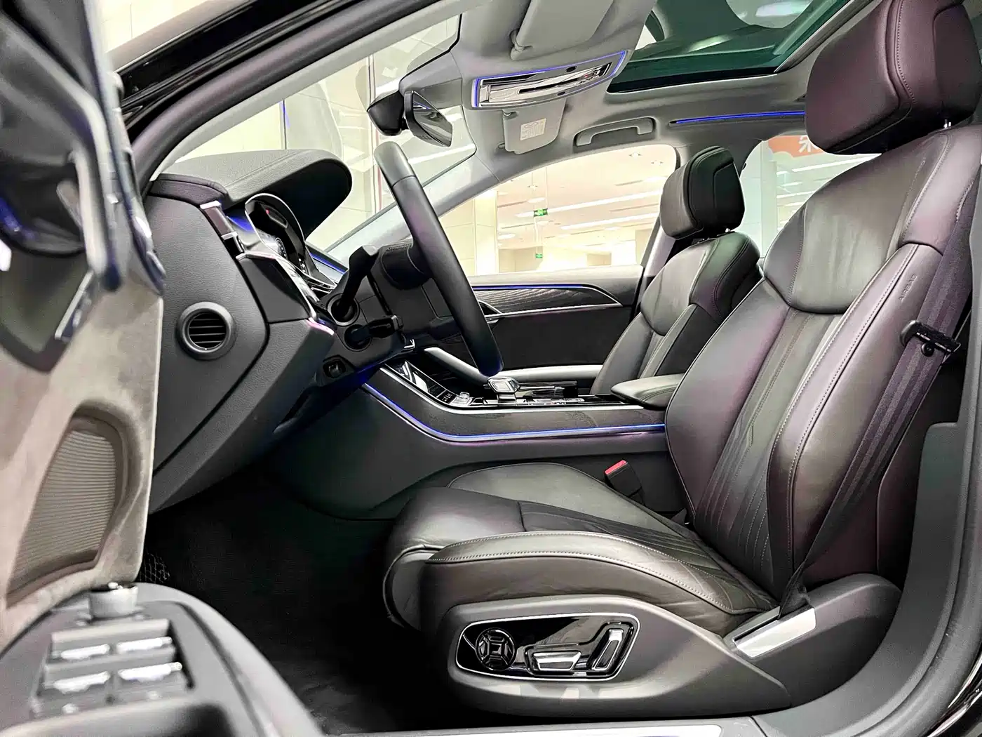 Audi A8 2019 Facelift Plus A8L 50 TFSI quattro Comfort фото 7