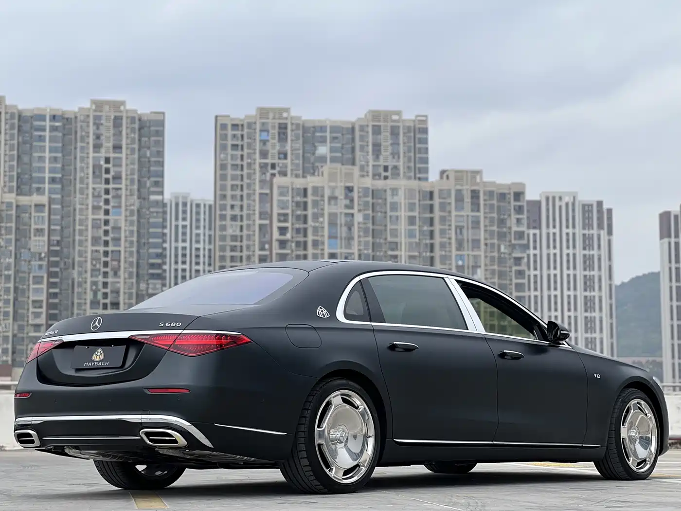 MERCEDES-BENZ MAYBACH S-CLASS