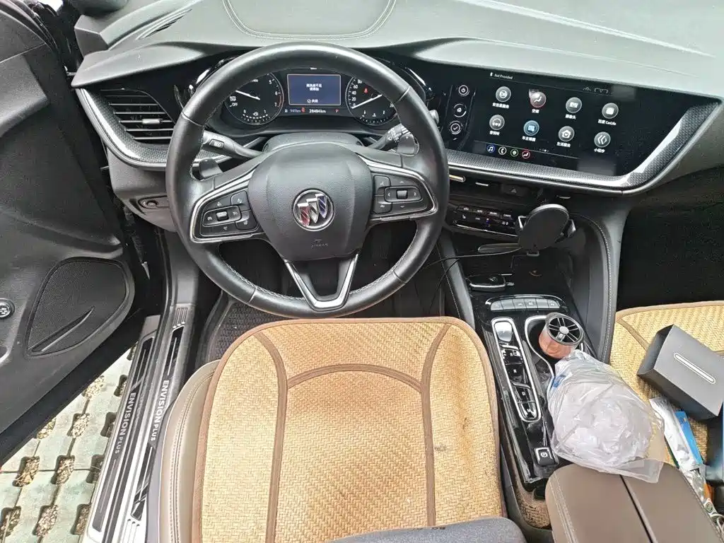 Photo 11 - Buick Envision Plus