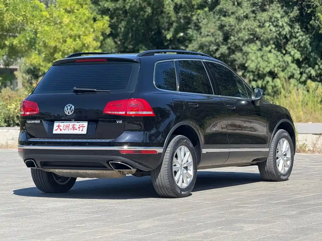Фото 7 - Volkswagen Touareg