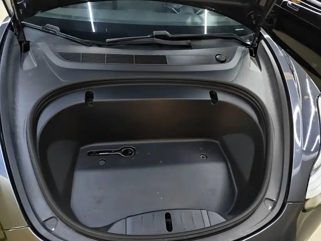 Tesla Model 3 2020 2020 Standard Range Rear-Wheel Drive Upgrade