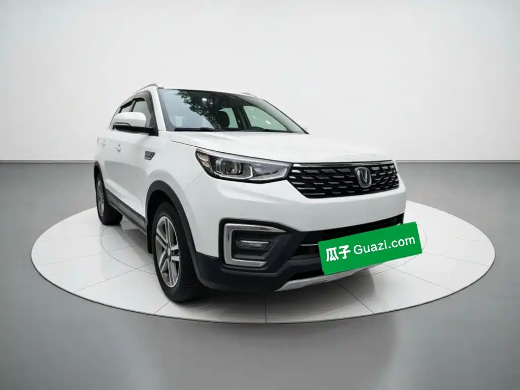 Фото 3 - Changan CS55