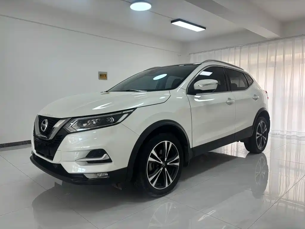 Nissan Qashqai 2021 2.0L CVT Luxury Version
