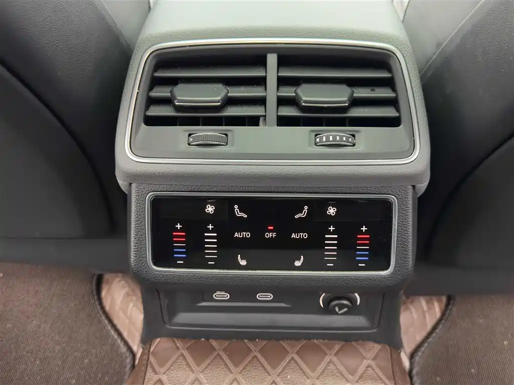 Audi A7L 2024 45 TFSI quattro RS Kit Racing Edition фото 11