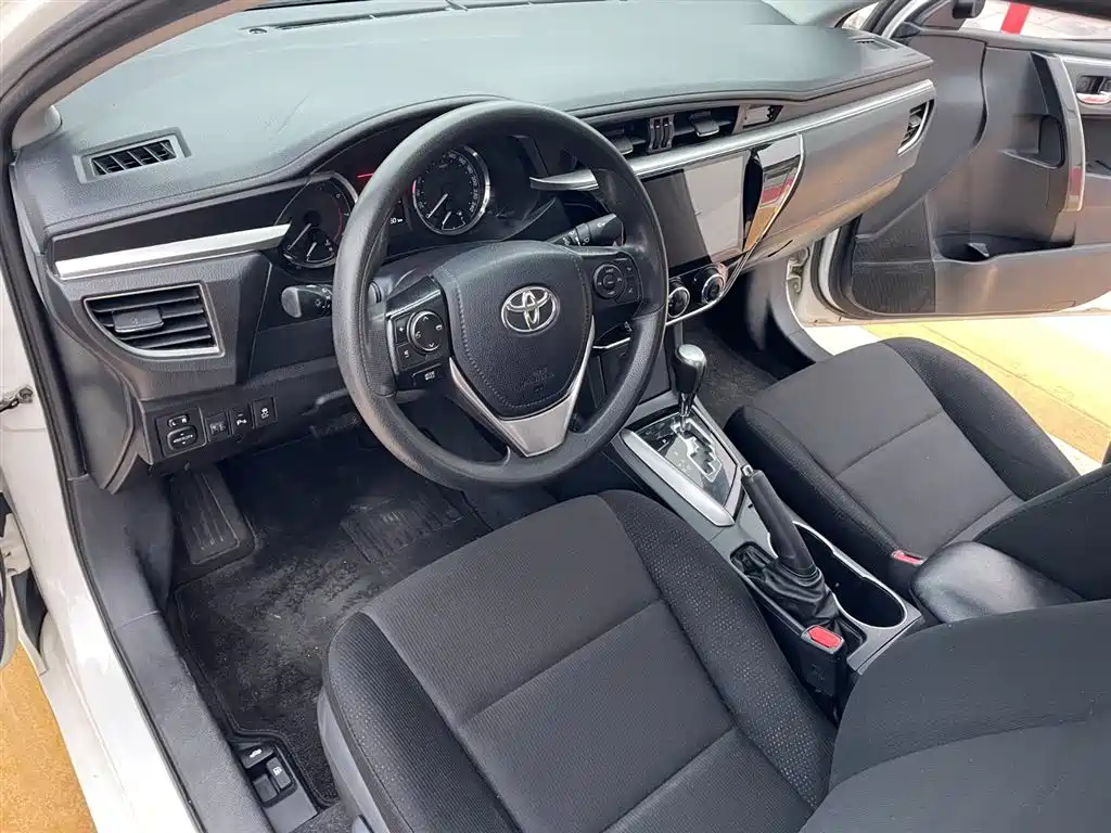 Toyota Corolla 2017 1.2T CVT GL-i фото 11