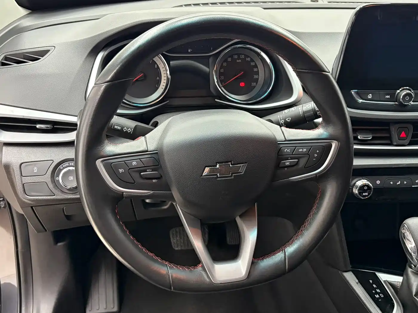 Chevrolet Volando 2023 2020 Mild Hybrid Redline 530T Automatic Premium Edition (5+2 seater)
