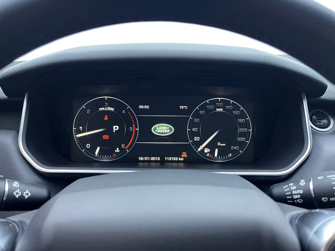 Land Rover Range Rover Sport 2016 3.0 SDV6 HSE фото 8