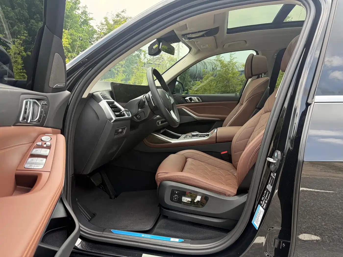BMW X7 2024 xDrive40i Leading Luxury Package фото 4