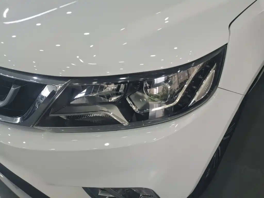 Geely Emgrand X6 2016 2016 1.8L Manual Luxury