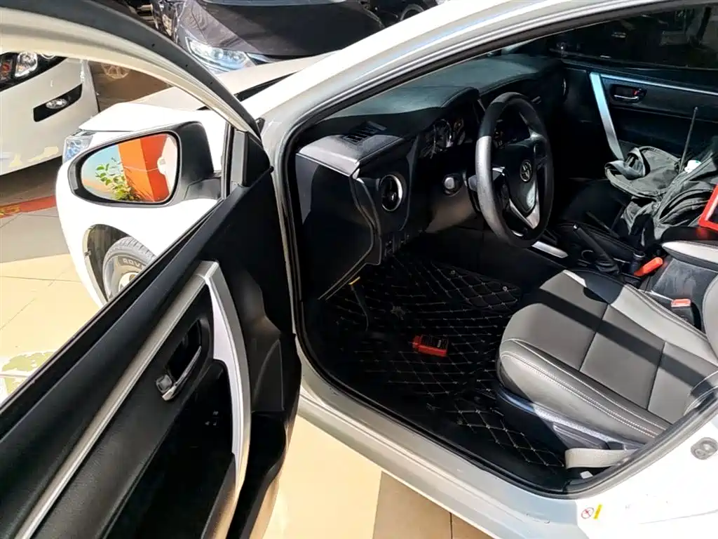 Toyota Levin 2017 Facelift 185T CVT Elite Edition China VI фото 16