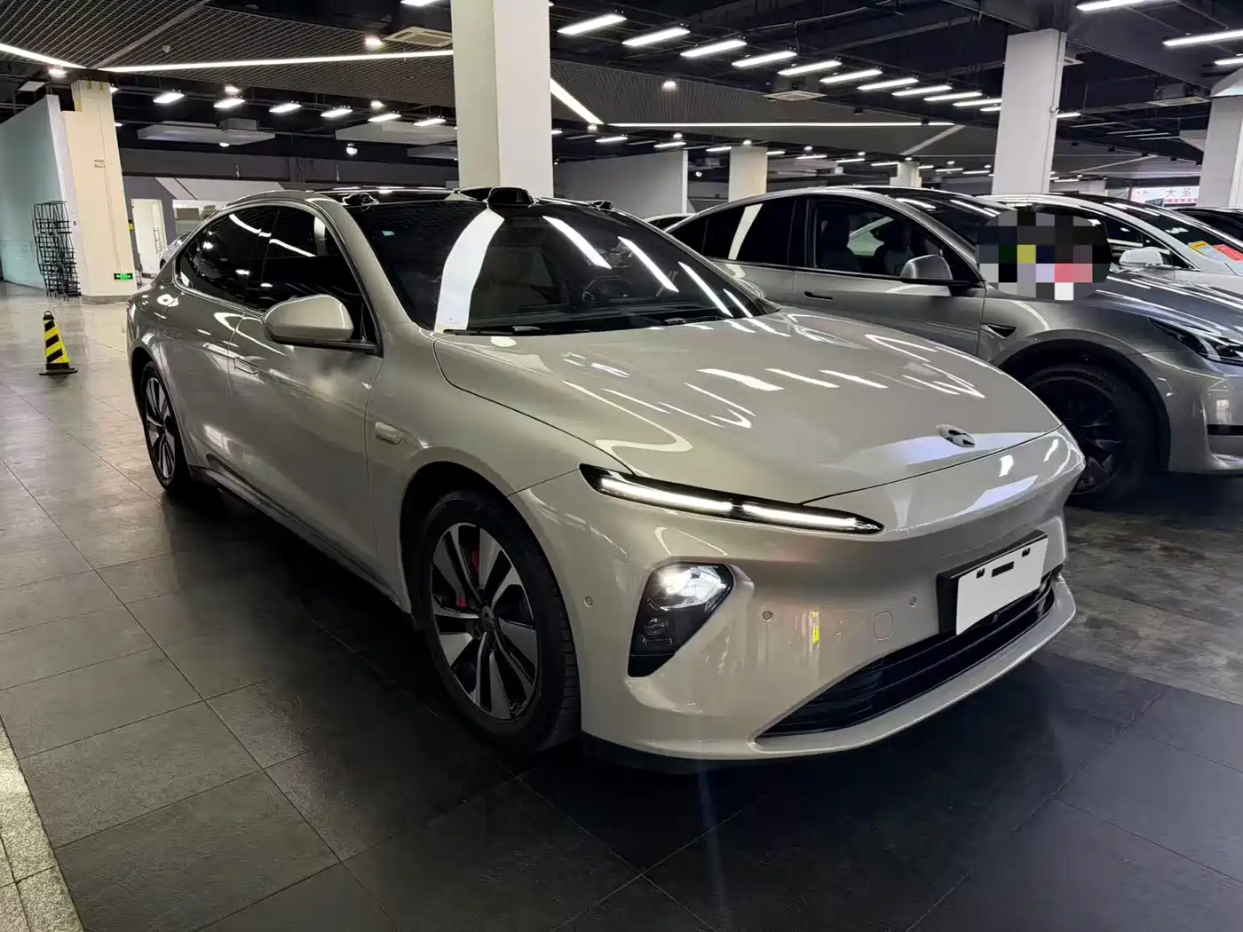 NIO NIO ET7