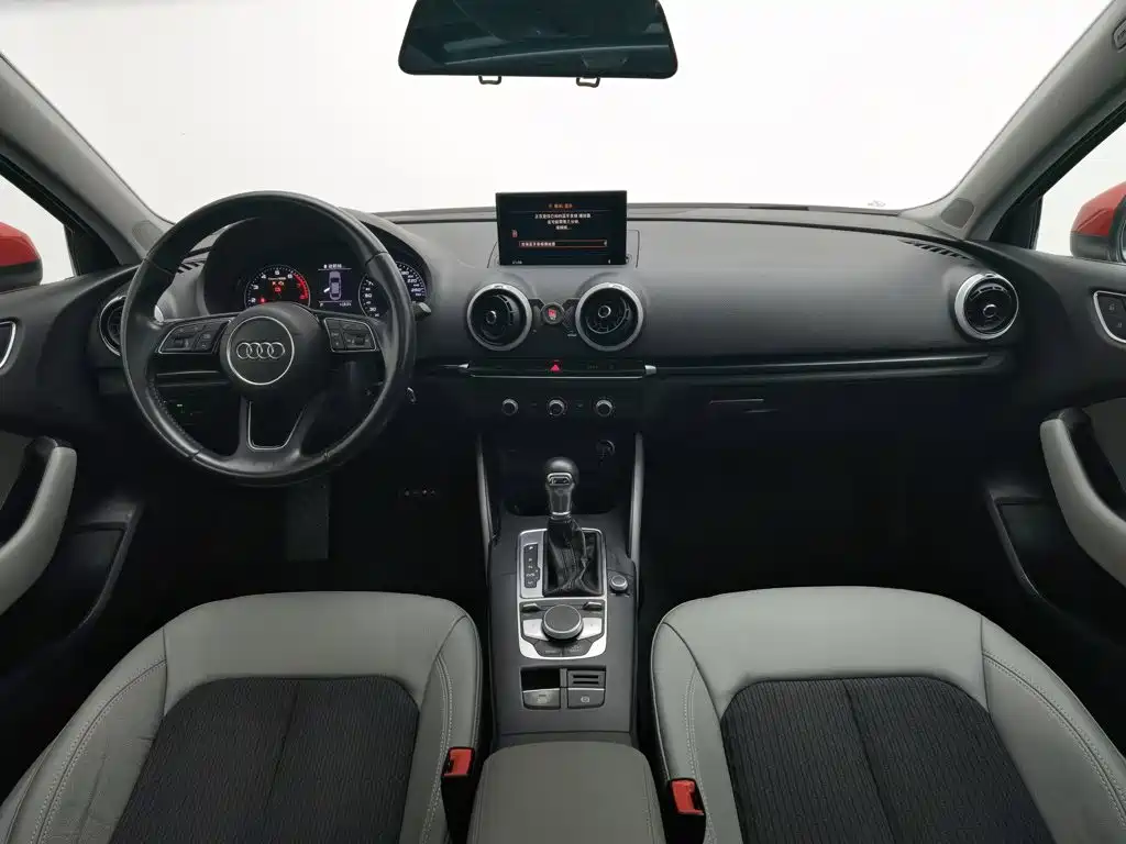 Фото 5 - Audi A3