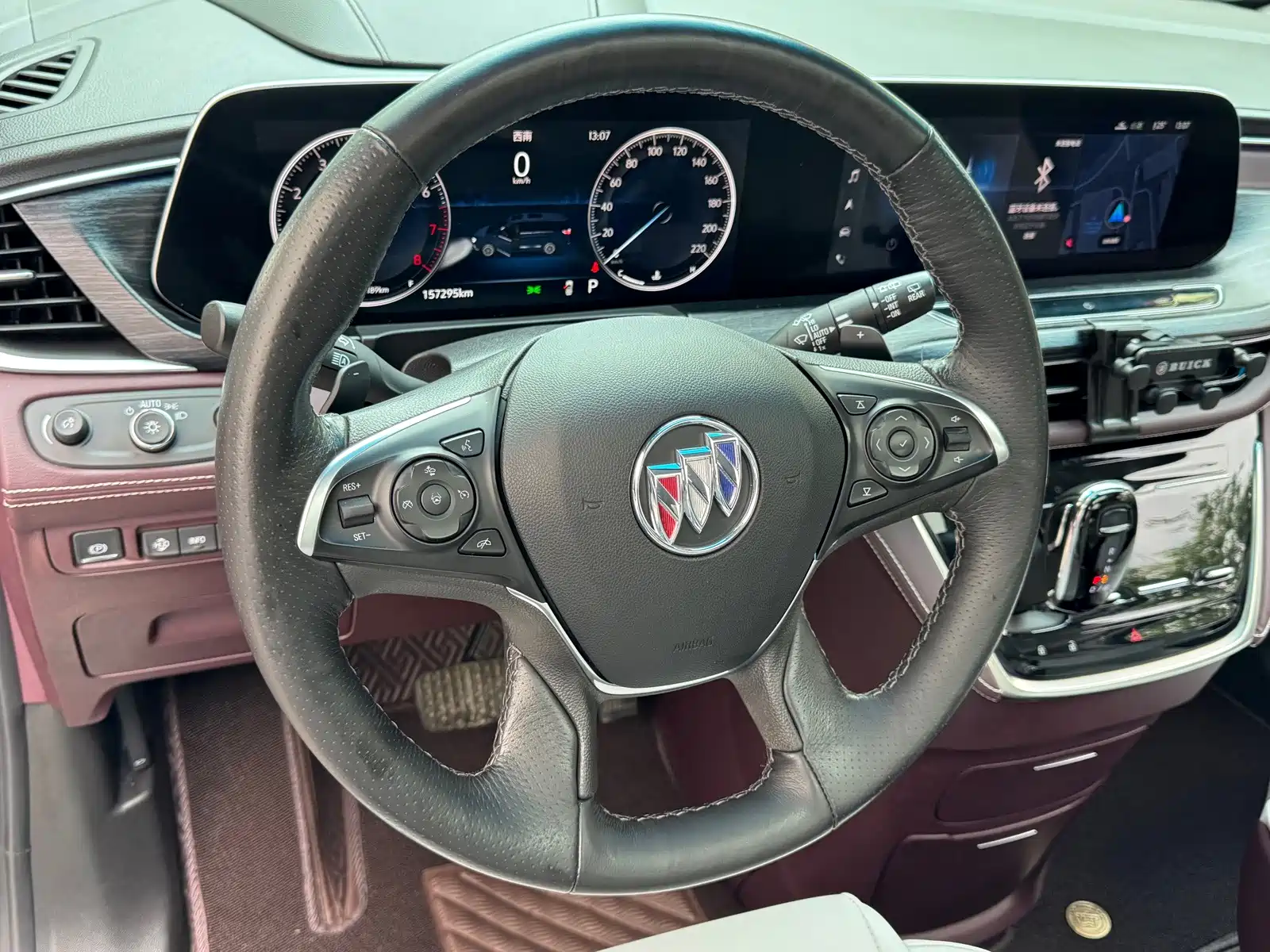 Фото 9 - Buick GL8