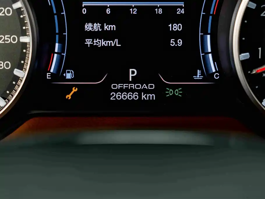Photo 9 - Maserati Levante