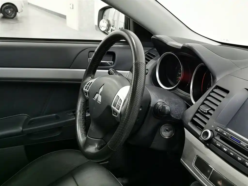 Mitsubishi Lancer EX 2015 1.8L Manual Premium Edition China V фото 22