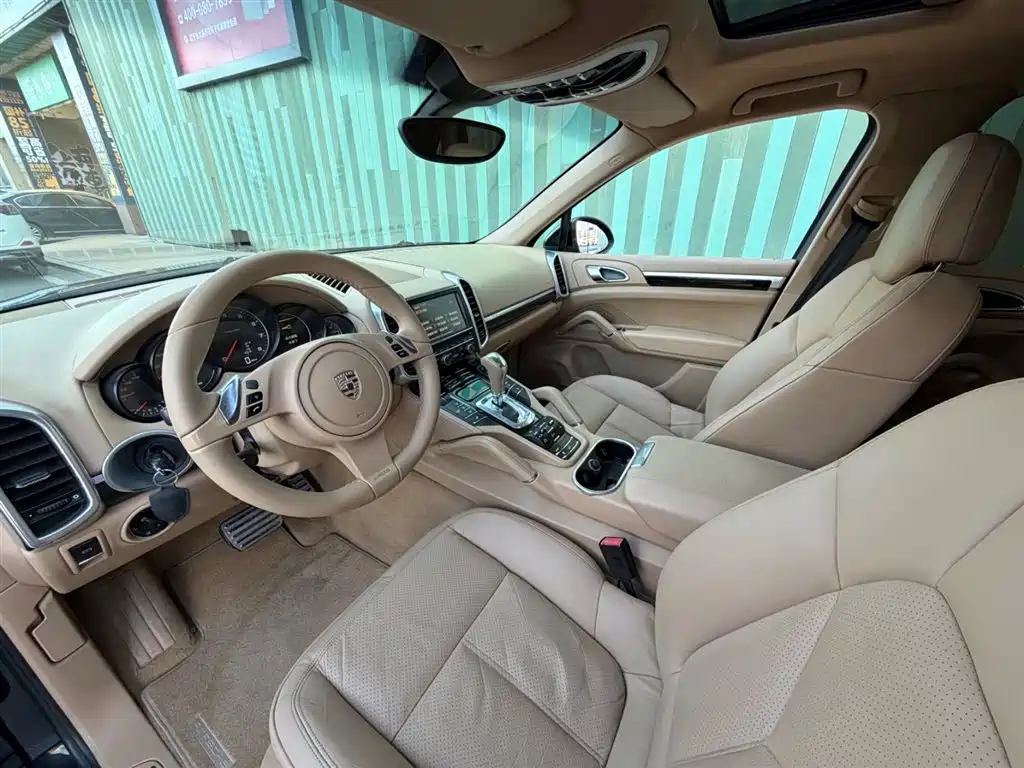 Porsche Cayenne 2011 Cayenne 3.0T фото 3