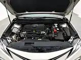 Фото 18 - Toyota Camry