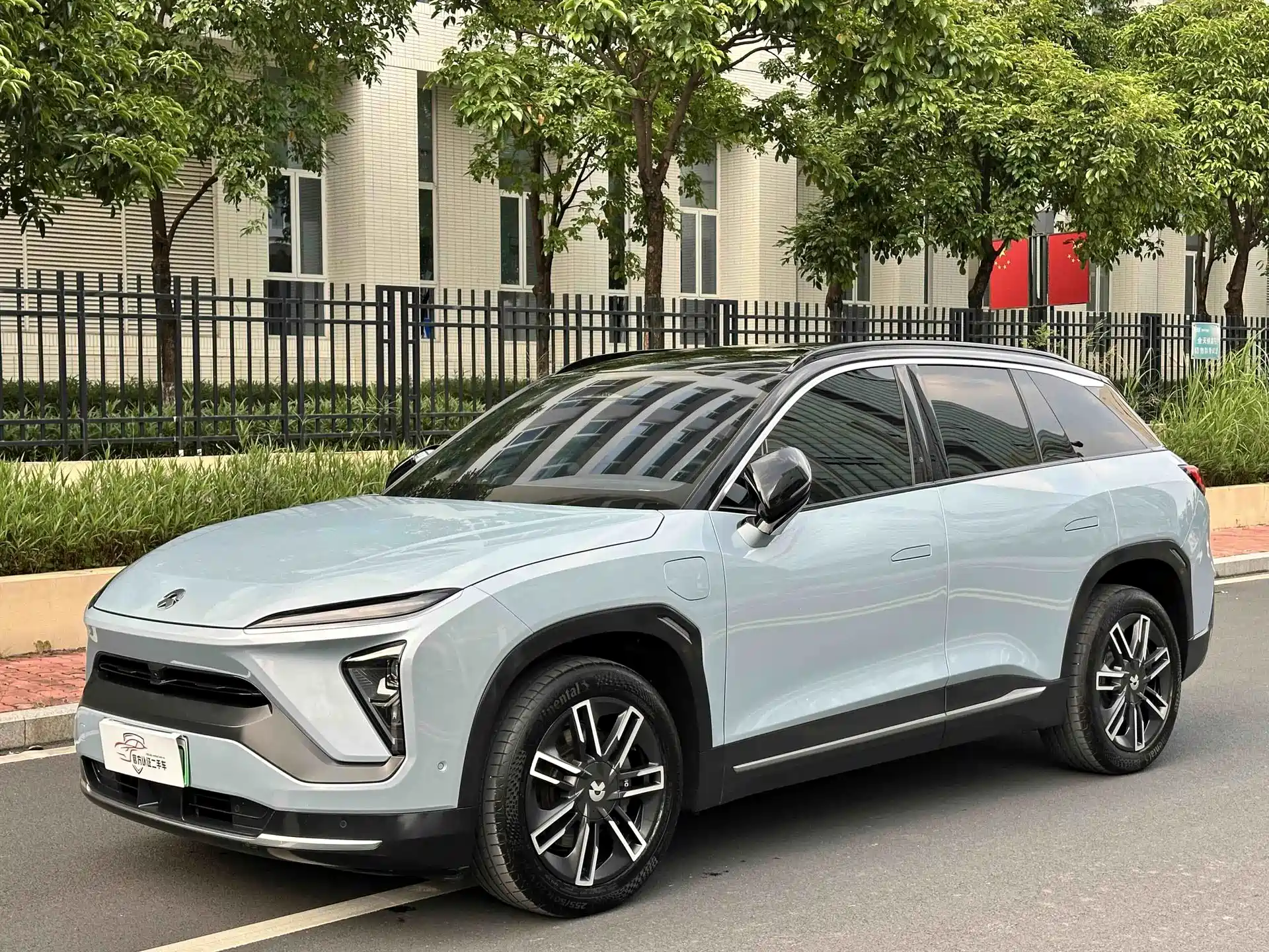 Фото 1 - NIO ES6