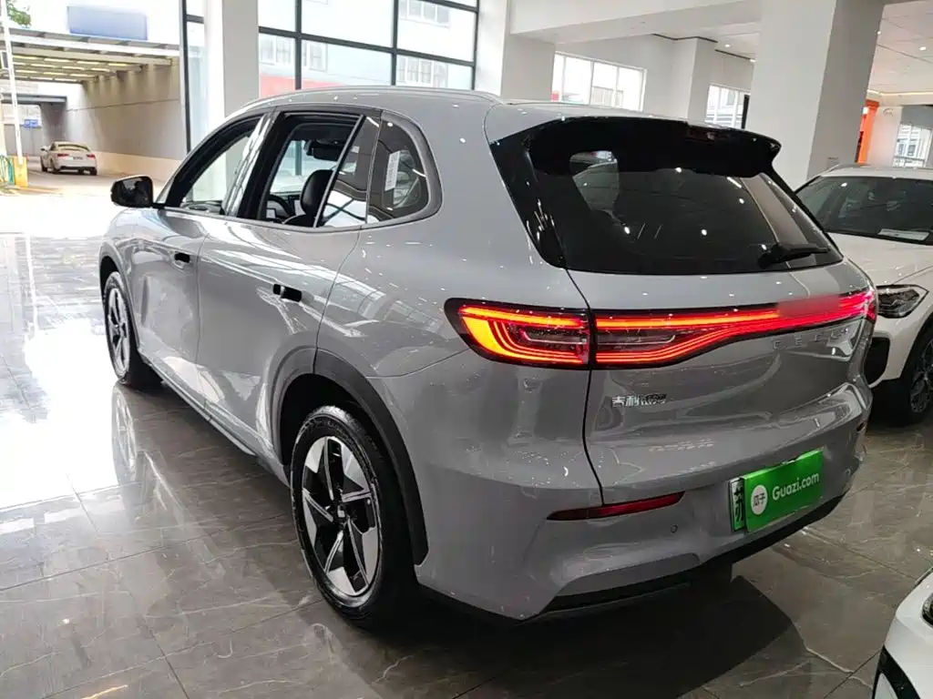 Фото 23 - Geely Galaxy Galaxy E5