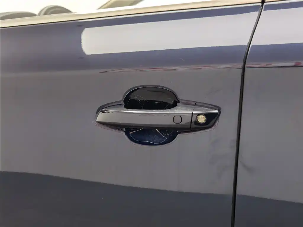 BYD Song MAX 2018 1.5T Auto Smart Connected Flagship 7-Seater фото 18