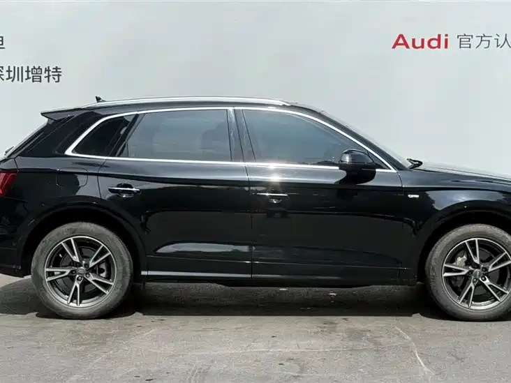 Audi Q5L 2020 45 TFSI Exclusive Fashion фото 3
