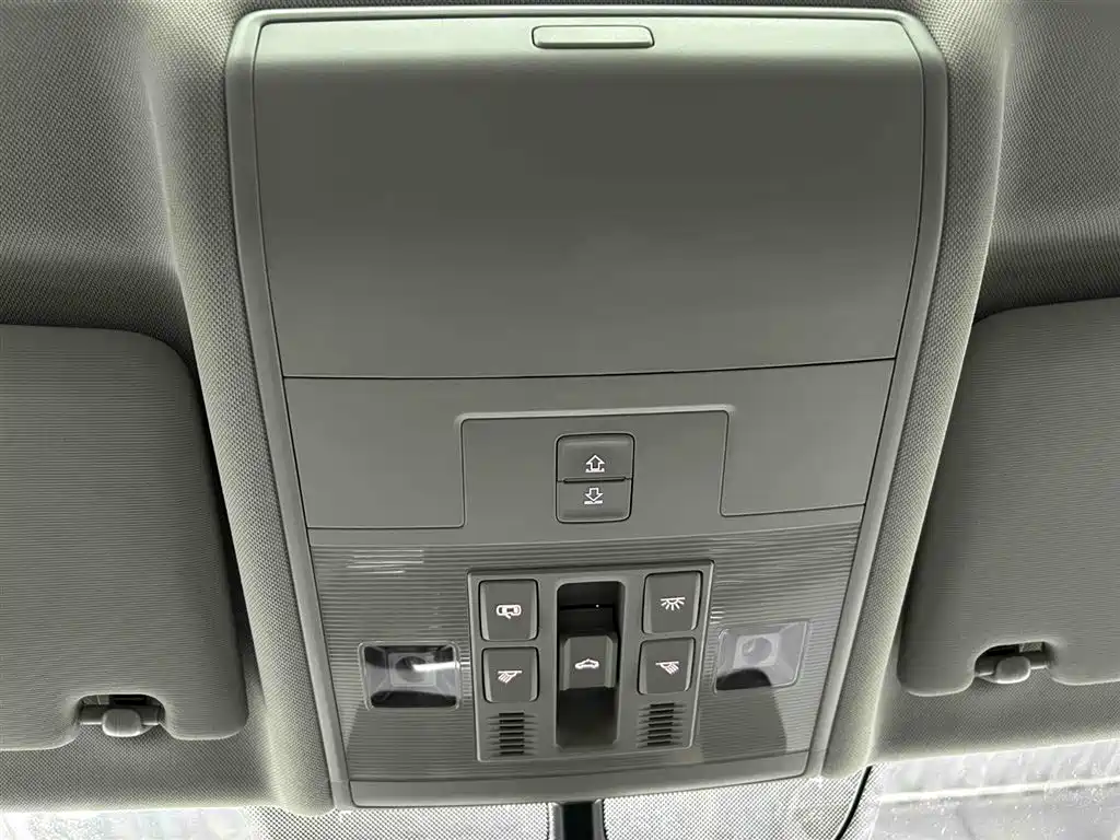 Volkswagen Tiguan L 2023 280TSI 2WD Trend Limited Edition фото 8