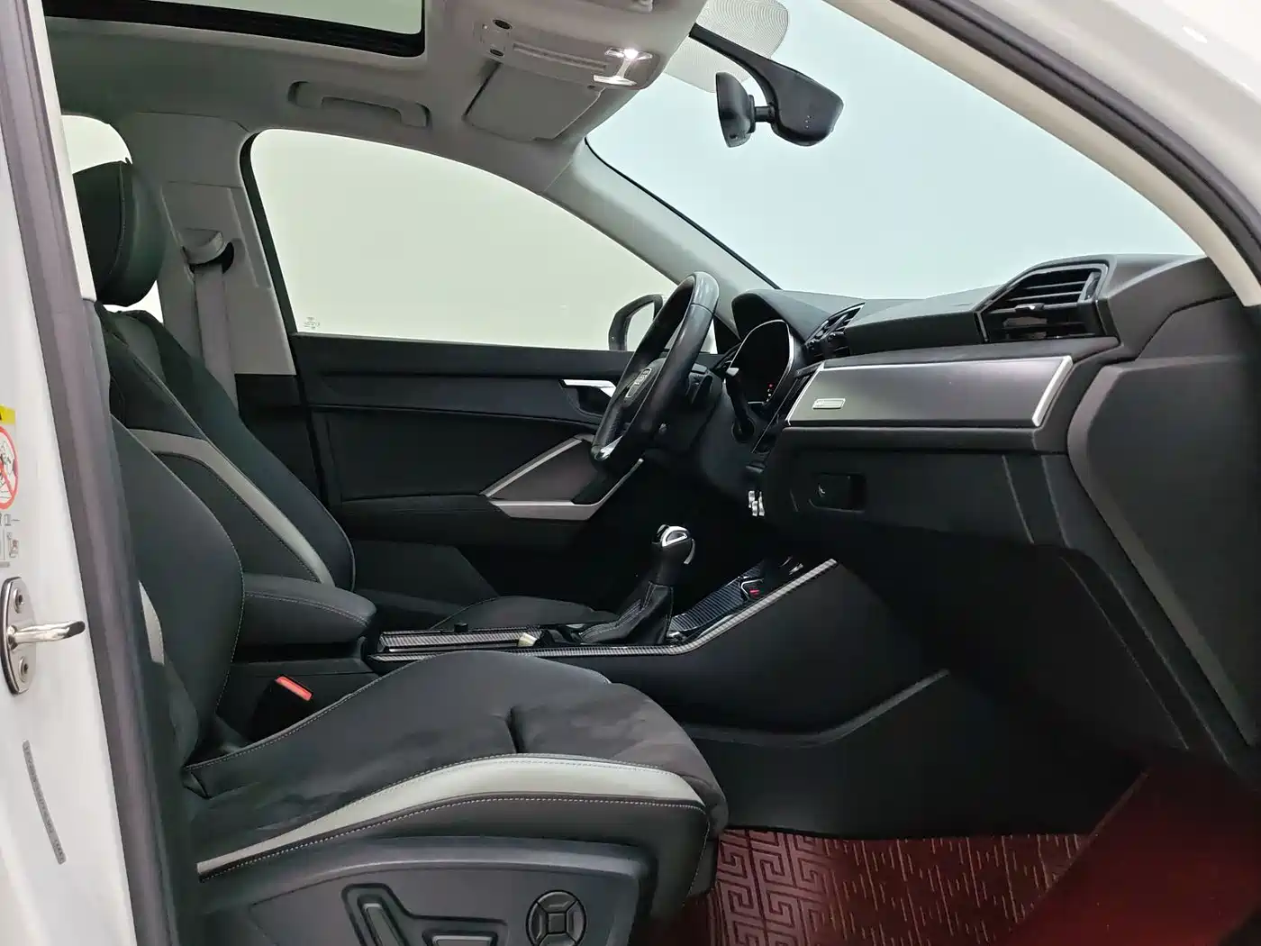 Audi Q3 2022 35 TFSI Fashion Dynamic фото 9
