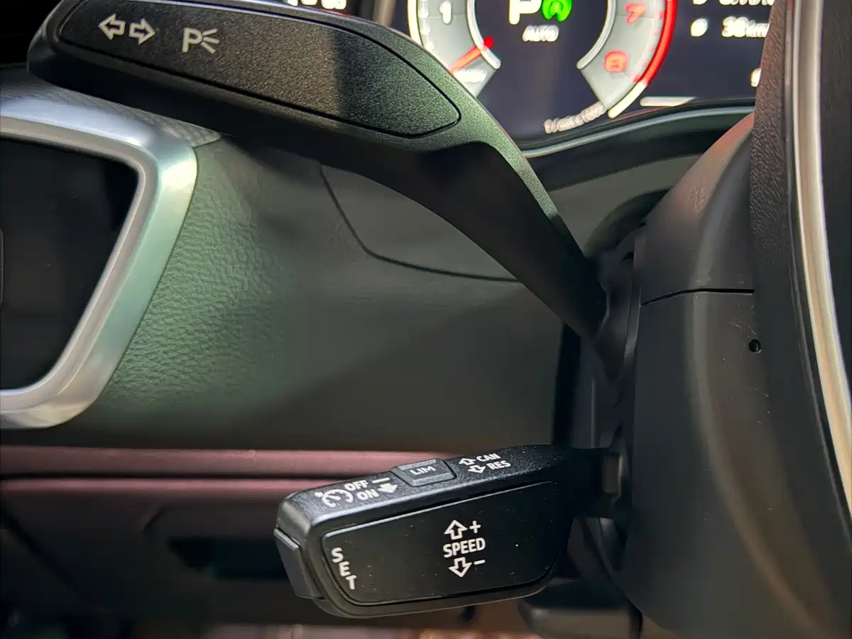Photo 23 - Audi A6L