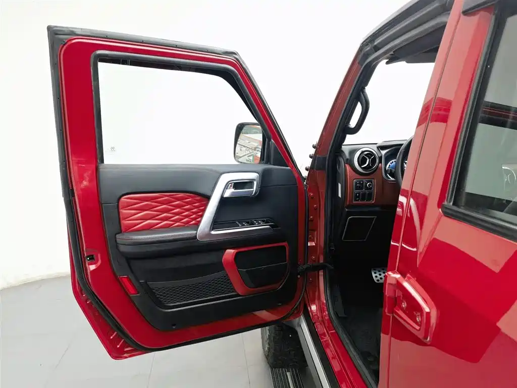 BAIC ORV Beijing Offroad BJ40 2019 2.0T Auto AWD Urban Hunter Flagship China V фото 8