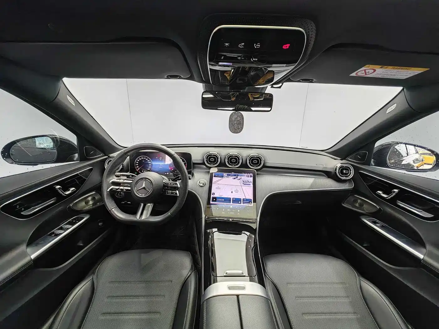 Mercedes-Benz C-Class 2023 C 260 L Night Edition Sport фото 10