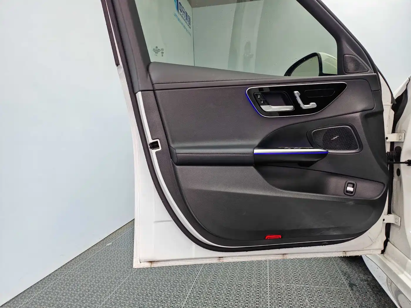 Mercedes-Benz C-Class 2025 C 260 L Sport Edition фото 13