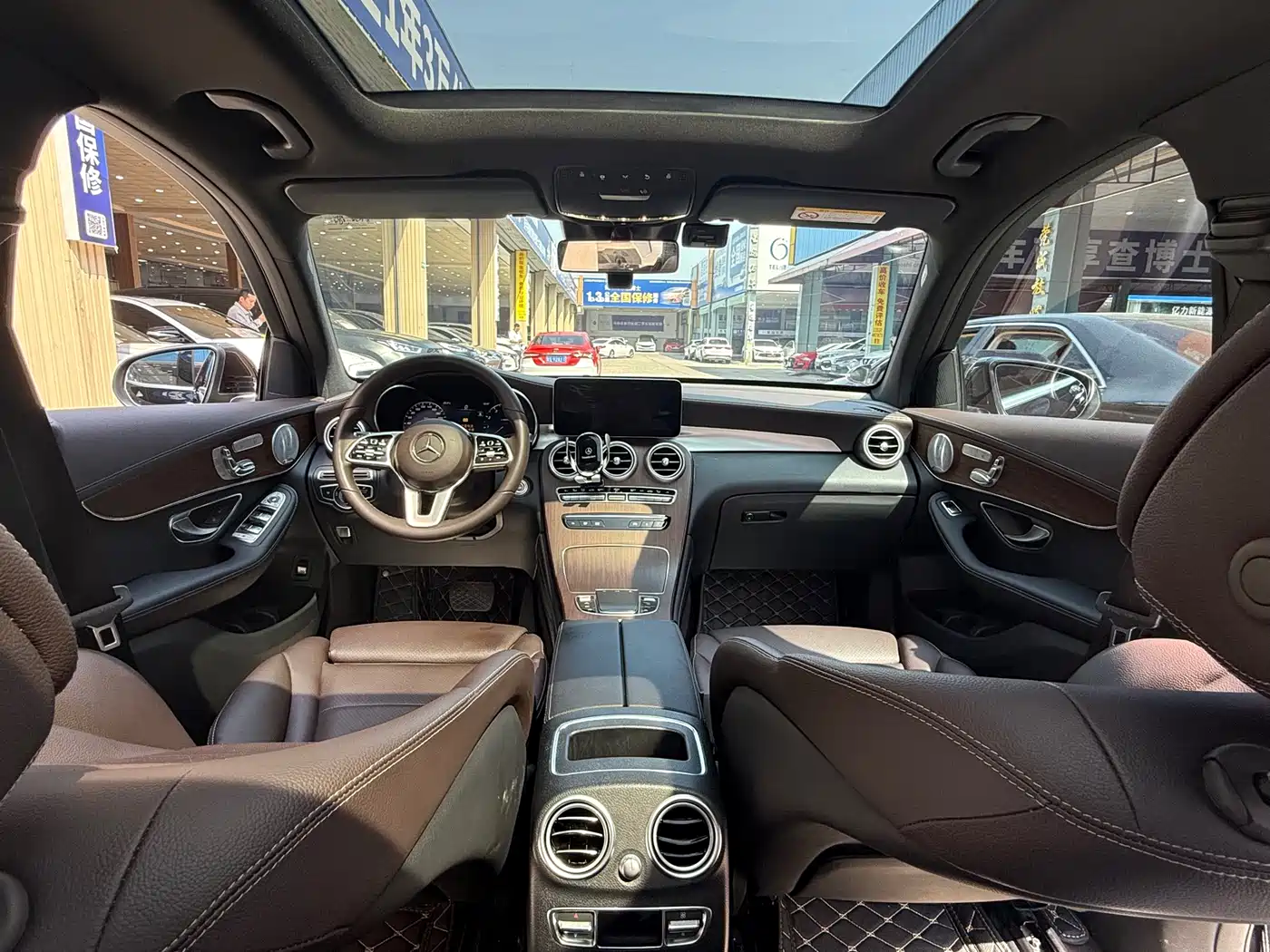 Mercedes-Benz GLC 2021 GLC 300 L 4MATIC Sporty фото 8