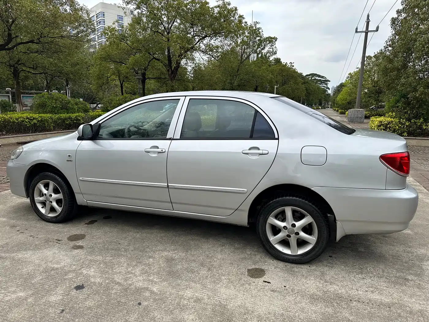Toyota Corolla 2011 1.6L Automatic Classic Edition фото 11