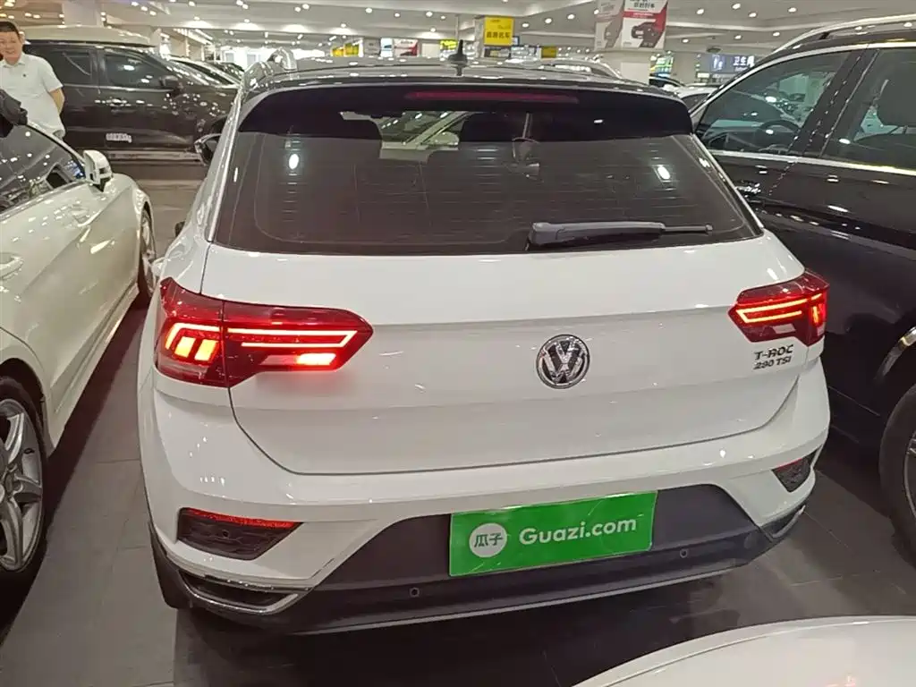 Volkswagen T-ROC 2019 280TSI DSG 2WD Comfort Version China VI фото 6