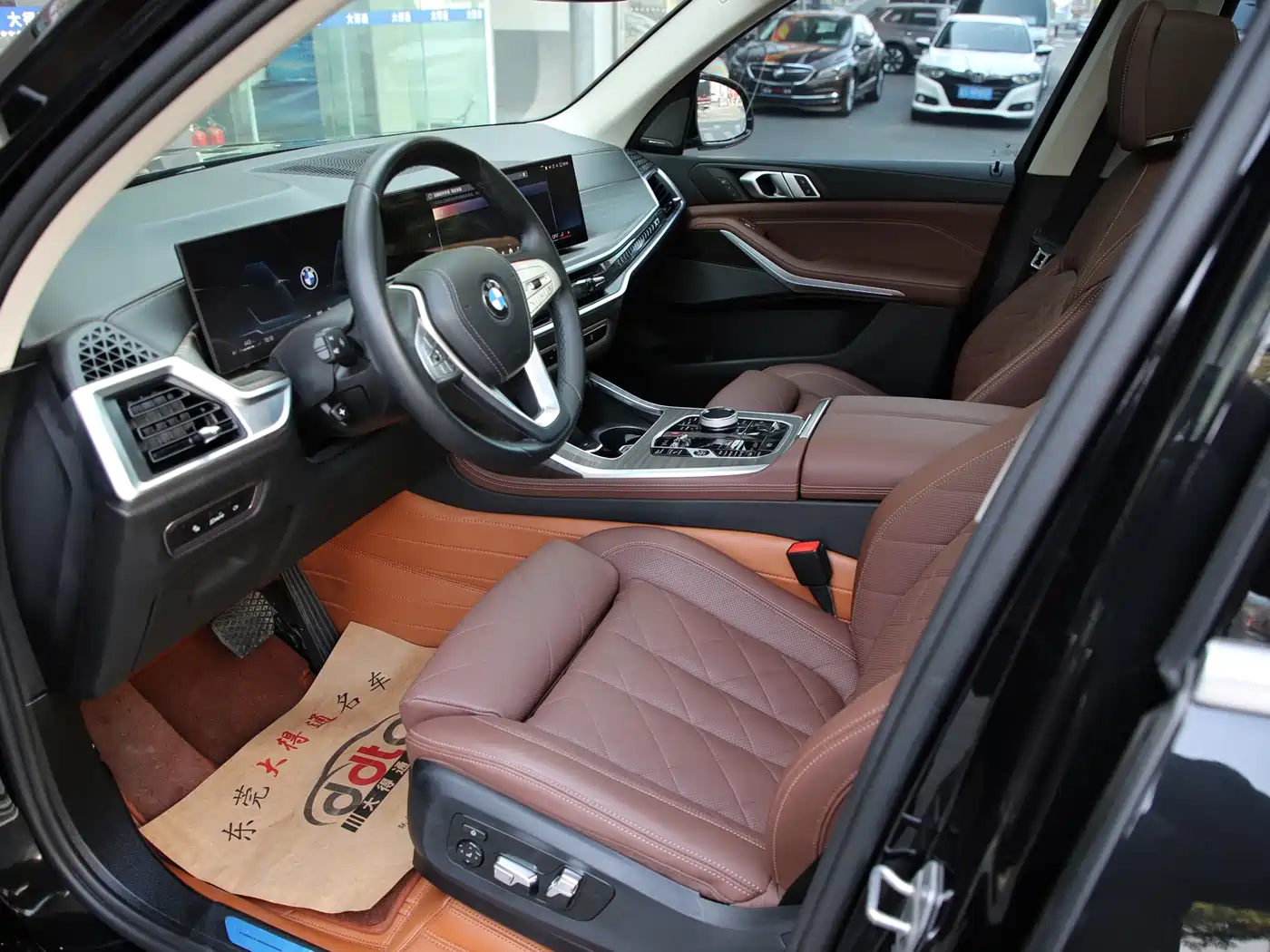 BMW X7 2023 xDrive40i Leading Luxury Package фото 3