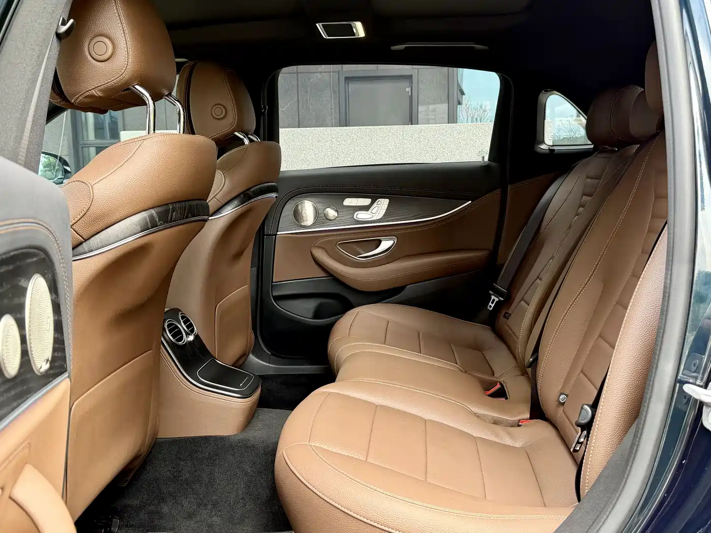 Mercedes-Benz E-Class 2023 Facelift E 300 L Sport Luxury фото 6