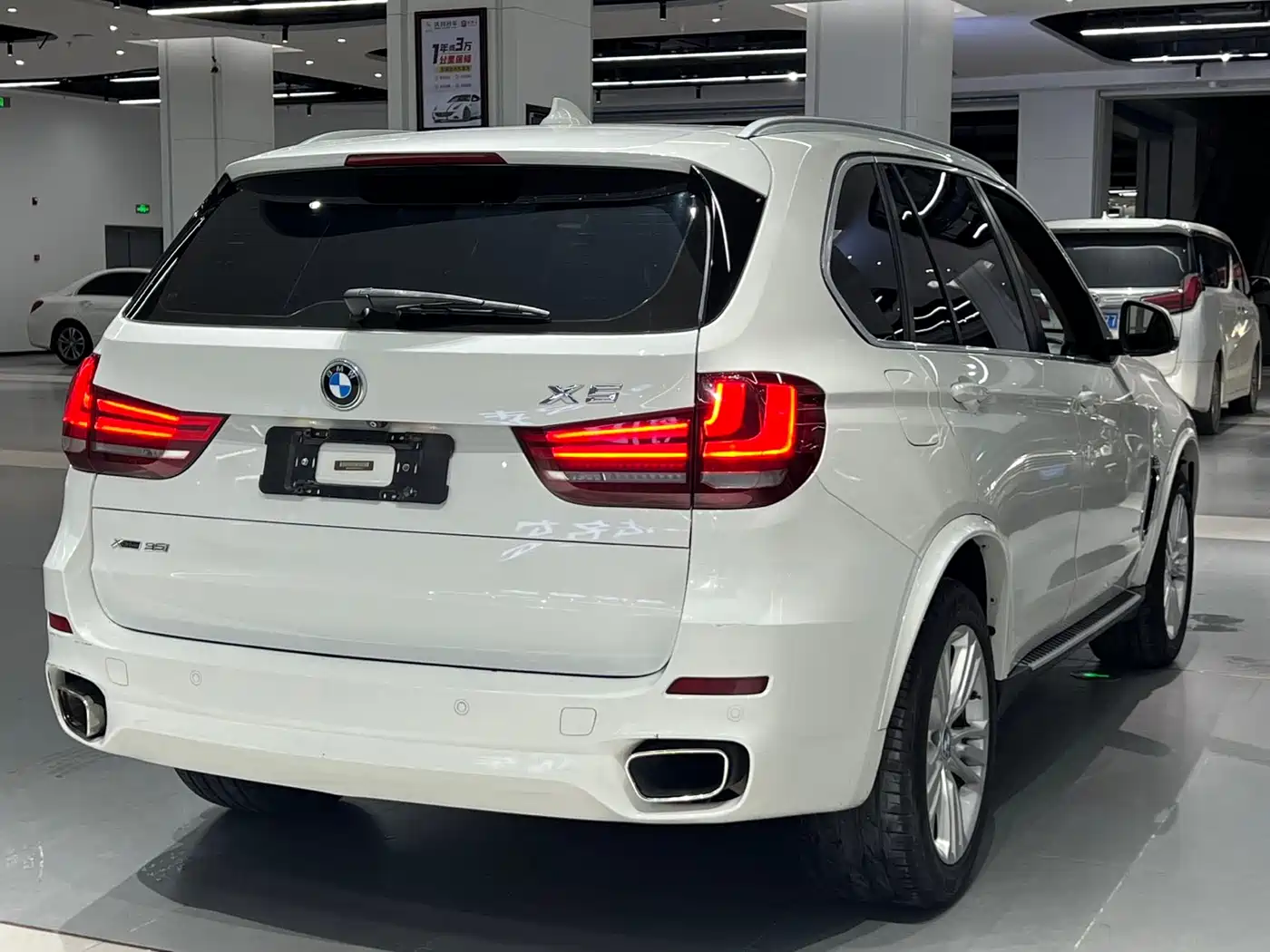 BMW X5 (Import) фото 6