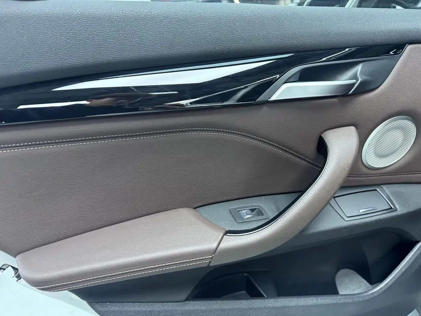 BMW X1 2022 sDrive25Li Leading фото 7