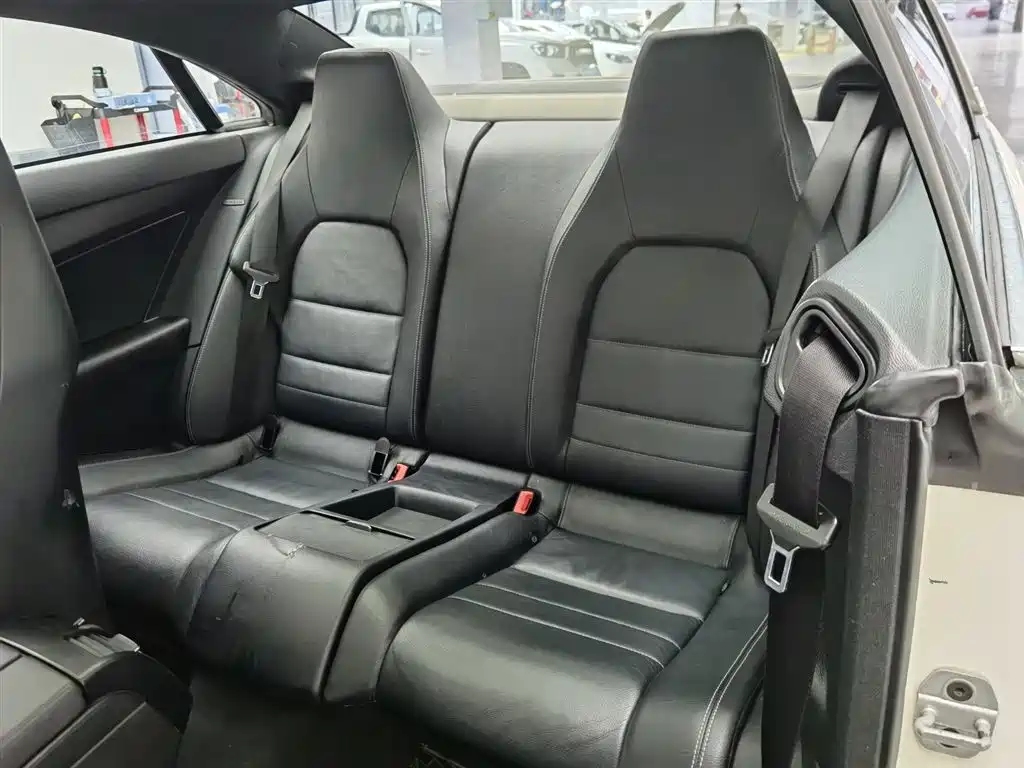 Mercedes-Benz E-Class (Import) 2011 E 260 CGI Coupe фото 15