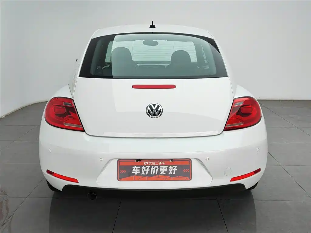 Volkswagen Beetle 2014 1.2TSI Fashion Edition фото 4